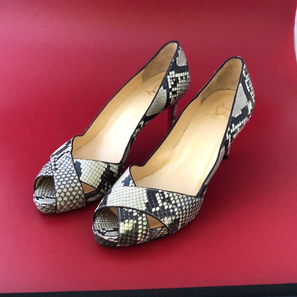 Louboutin Shelleymat 85 Python Lucido